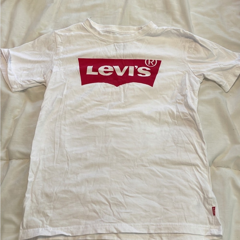 Levi’s shirt